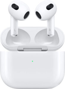 Купить беспроводные наушники Apple AirPods 3 (с поддержкой MagSafe)